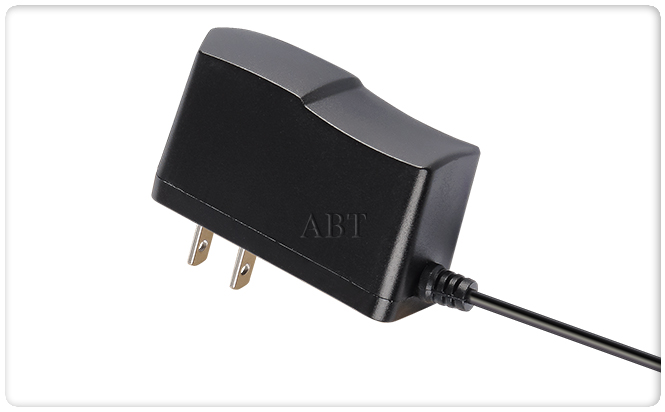 15V0.5A蓝颜gtv
适配器