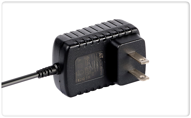 15V0.5A蓝颜gtv
适配器